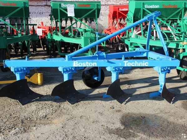 Плуг Boston Technic ПЛН 4-35 четырехкорпусный навесной