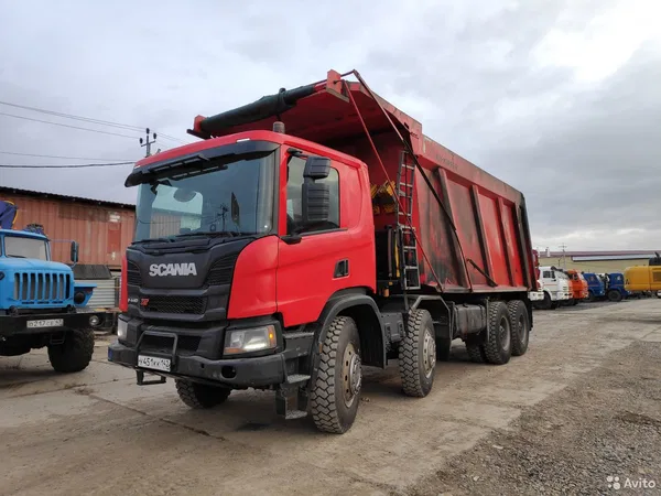 Самосвал Scania P440