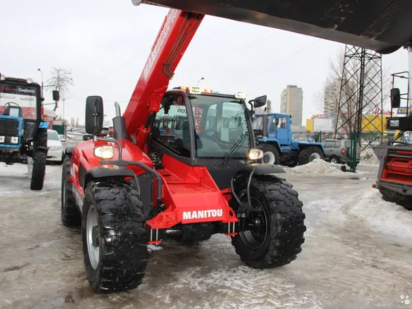 Телескопический погрузчик Manitou MLT-731