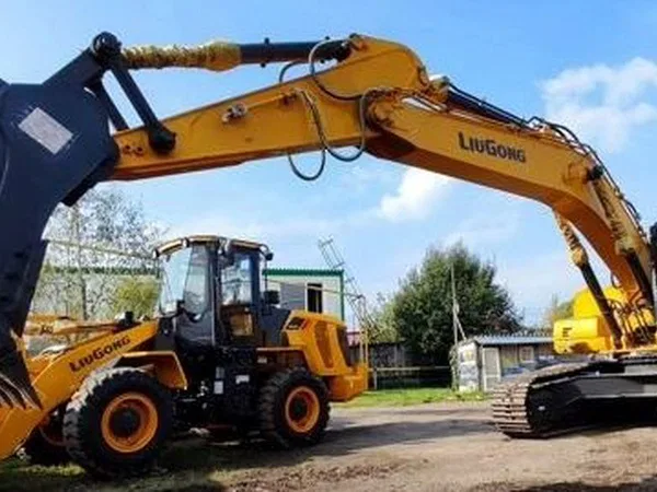 Гусеничный экскаватор LiuGong CLG933E