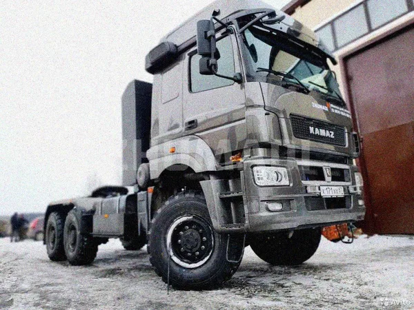 Седельный тягач КамАЗ 65802-002-87