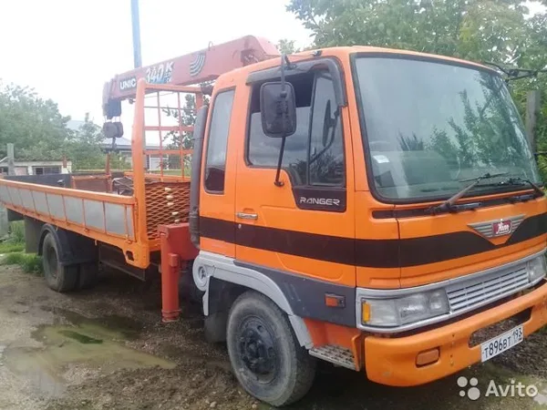Бортовой грузовик с КМУ HINO Ranger