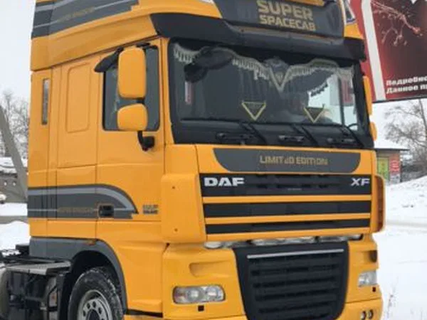 Седельный тягач DAF XF 105