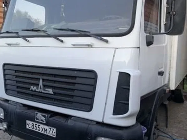 Изотермический грузовик МАЗ