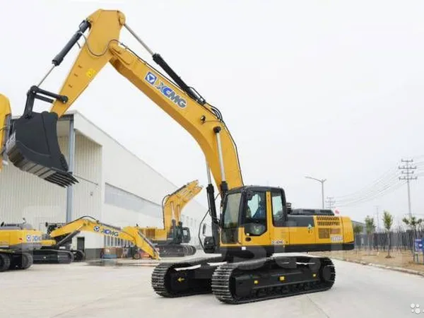 Гусеничный экскаватор XCMG XE370CA