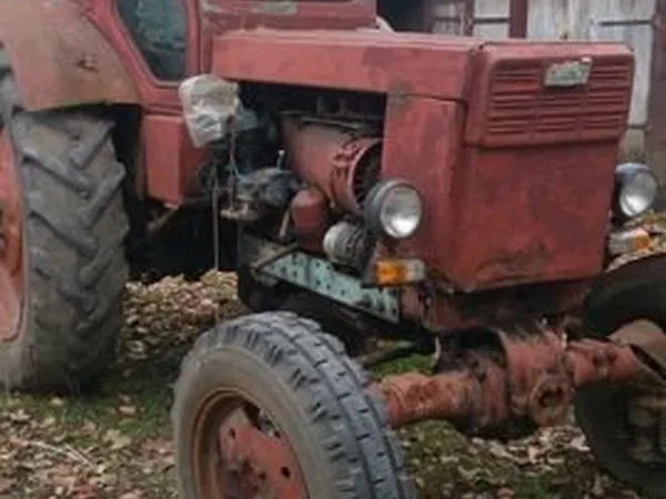 Трактор ЛТЗ Т-40