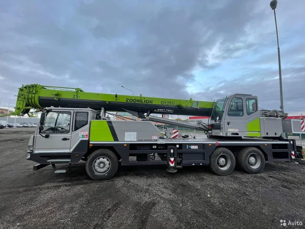Автокран Zoomlion QY25V532