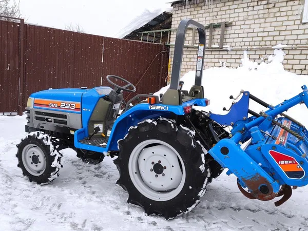 Мини-трактор Iseki Sial223 4x4