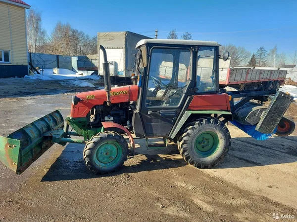 Трактор МТЗ Беларус 320