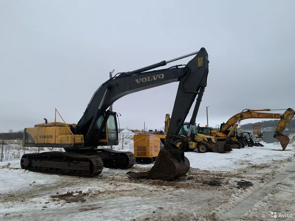 Гусеничный экскаватор Volvo EC290B Prime