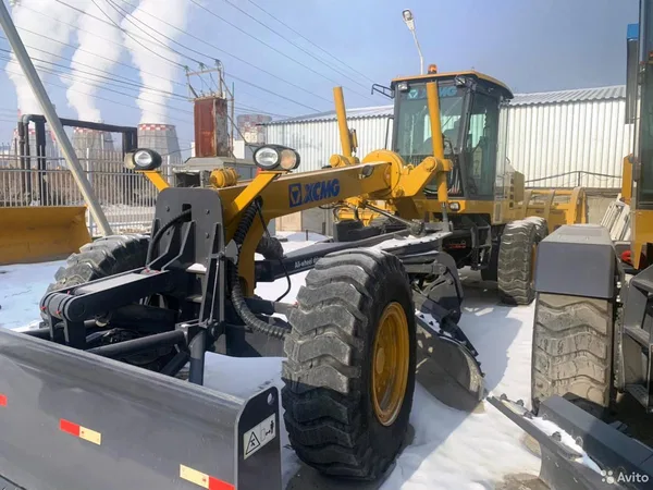 Автогрейдер XCMG GR2153A