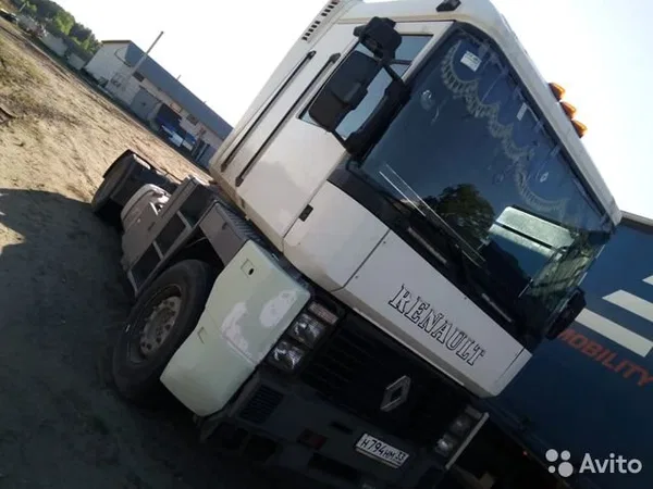 Седельный тягач Renault Magnum