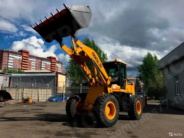 Фронтальный погрузчик Frontal 250