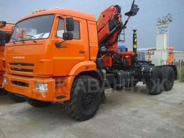 Седельный тягач КамАЗ 43118 с КМУ Palfinger Inman 150N