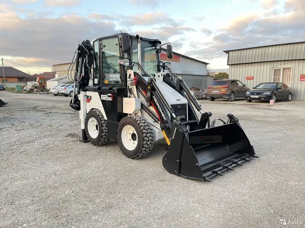 Экскаватор-погрузчик Hidromek HMK 62SS