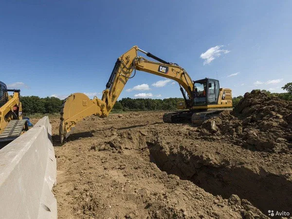 Гусеничный экскаватор Caterpillar 320
