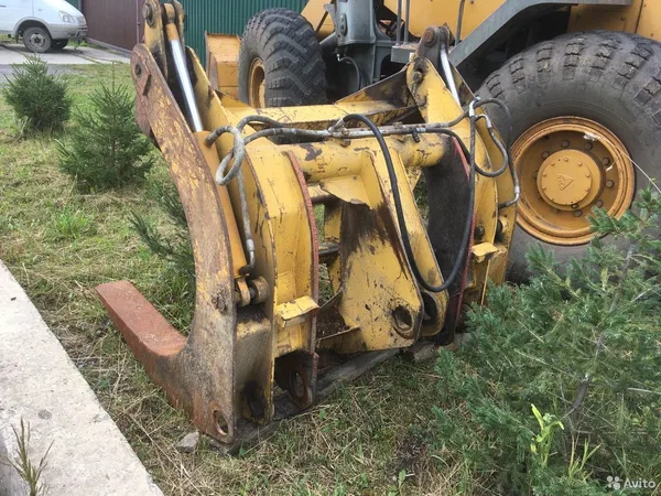 Бревнозахват для погрузчика