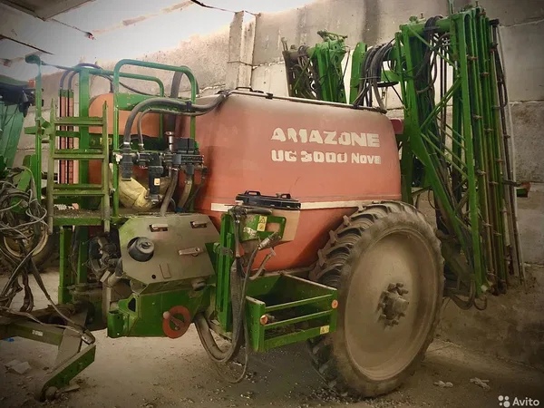 Прицепной опрыскиватель Amazone UG 3000