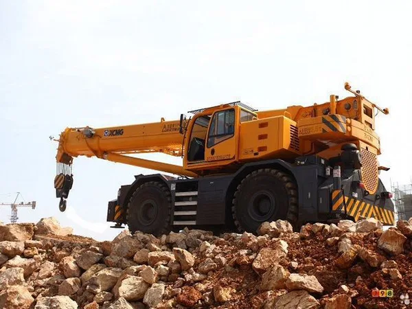 Самоходный кран XCMG XCR35