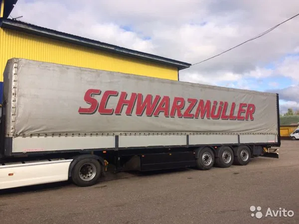 Тентованный полуприцеп Schwarcmuler