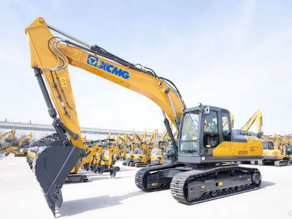 Гусеничный экскаватор XCMG XE225DN