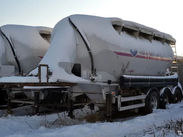 Полуприцеп цементовоз Spitzer SF 2739/2 P