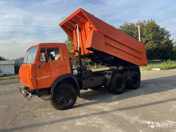 Самосвал КамАЗ