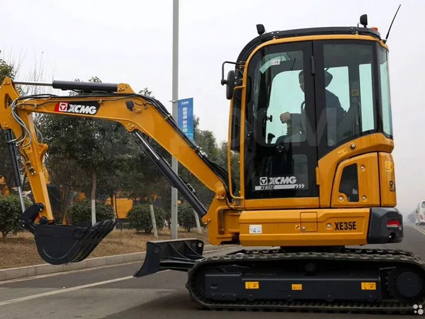 Мини-экскаватор XCMG XE35U
