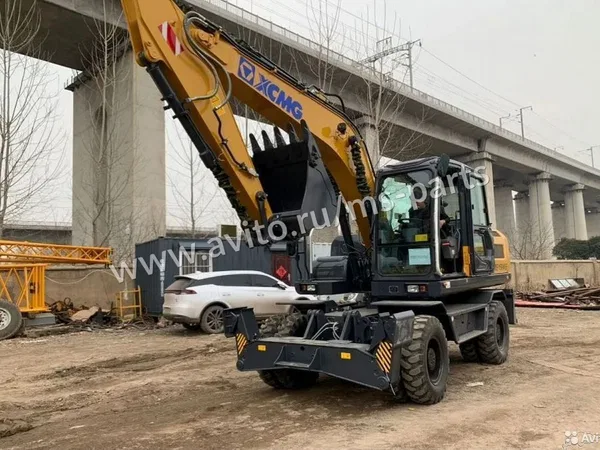 Колесный экскаватор XCMG XE150WB