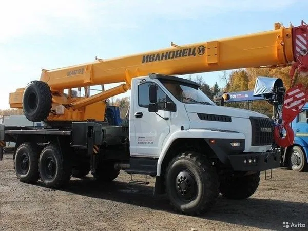 Автокран Ивановец КС-45717-4В на шасси УРАЛ Next