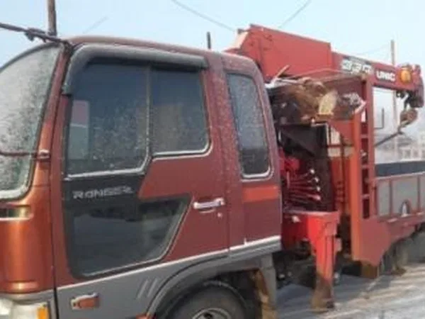 Бортовой грузовик с КМУ HINO 500 (Ranger)