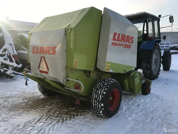 Пресс-подборщик Claas Rollant 250