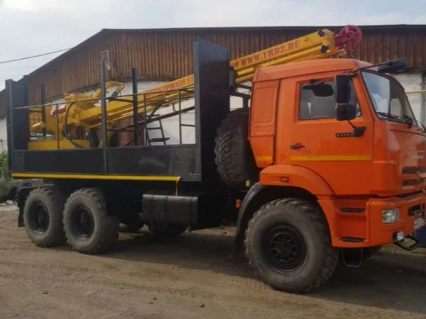 Мобильная буровая установка Спецбурмаш УРБ-2А2У