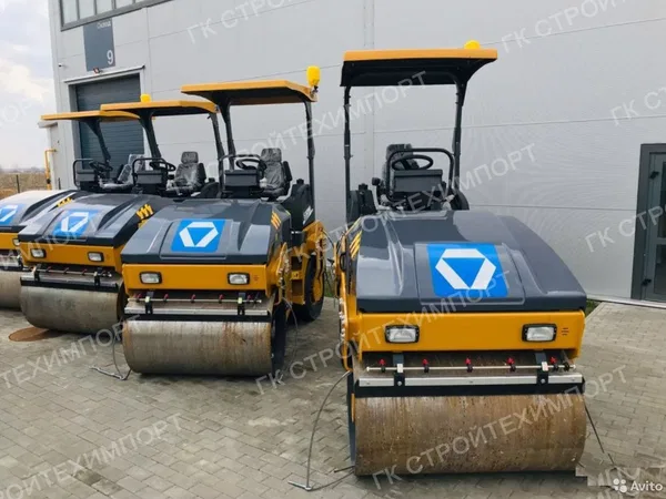 Комбинированный каток XCMG XMR403VT