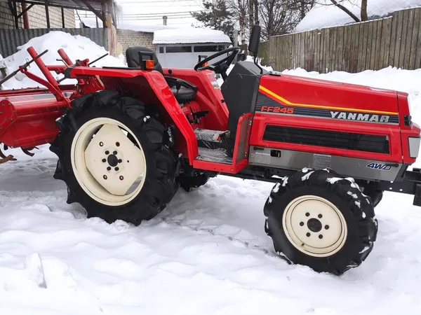 Мини-трактор Yanmar FF245D 4x4
