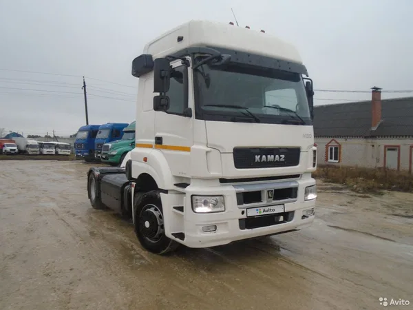 Седельный тягач КамАЗ 5490-DC