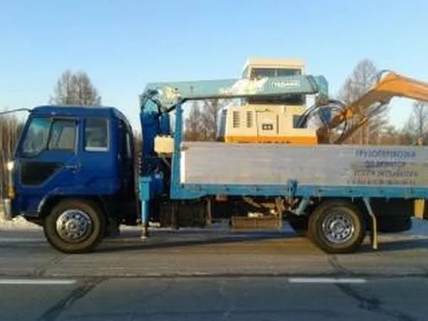 Бортовой грузовик с КМУ Mitsubishi Fuso