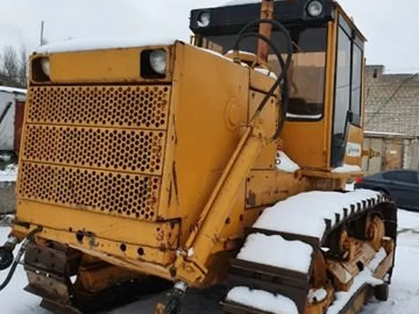 Гусеничный бульдозер Уральский МЗ (УМЗ) УРБ-170.01