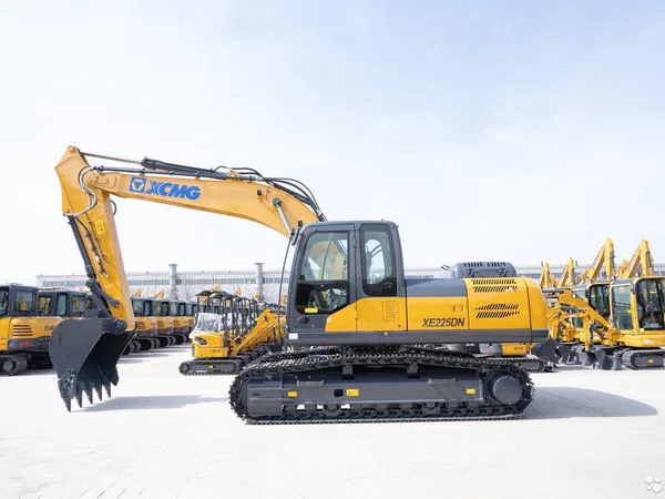 Гусеничный экскаватор XCMG XE225DN