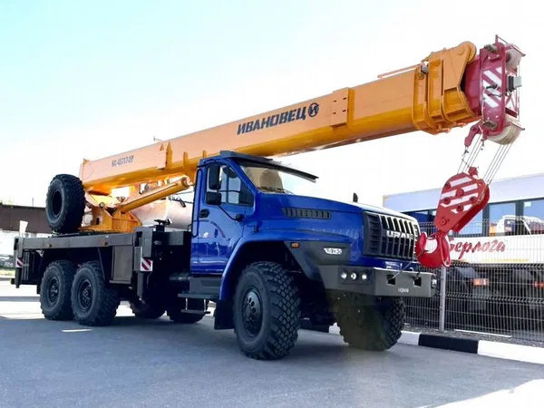 Автокран Ивановец КС-45717-2Р AIR на шасси УРАЛ Next 4320