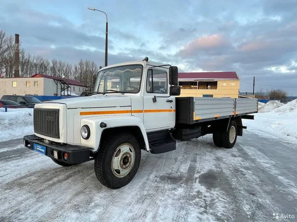 Бортовой грузовик ГАЗ 3309