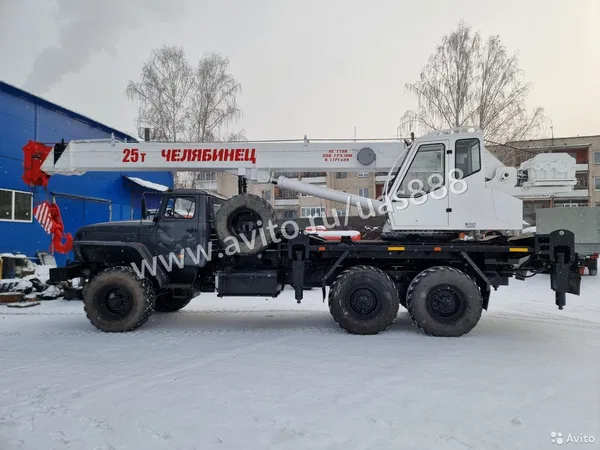 Автокран Челябинец КС-45721 на шасси УРАЛ 4320