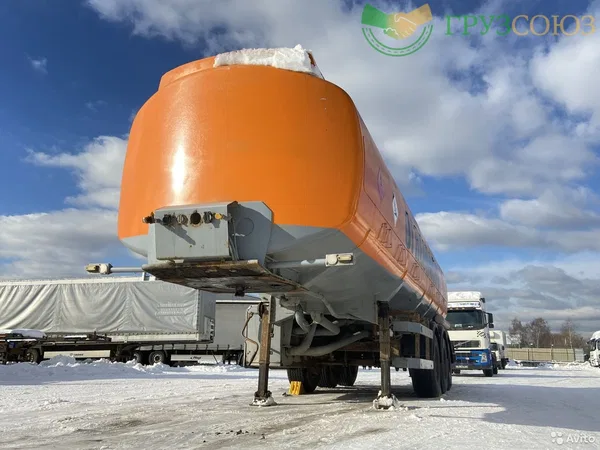 Полуприцеп бензовоз DROMECH CNK32/6-H