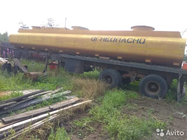 Полуприцеп бензовоз