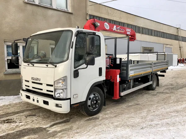 Бортовой грузовик с КМУ ISUZU NQR