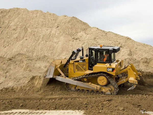 Гусеничный бульдозер Caterpillar D6R2