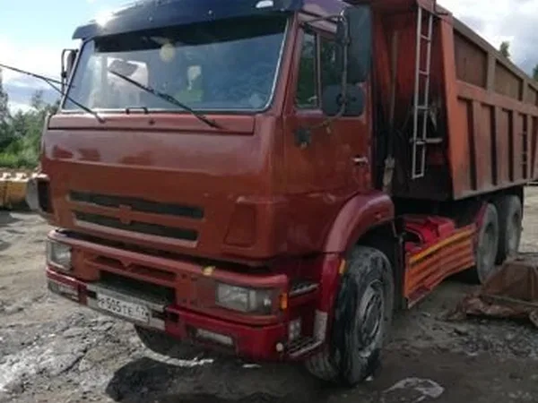 Самосвал КамАЗ 6520
