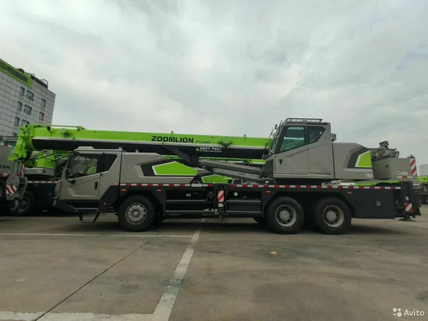 Автокран Zoomlion QY30V