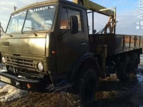 Бортовой грузовик с КМУ КамАЗ 4310