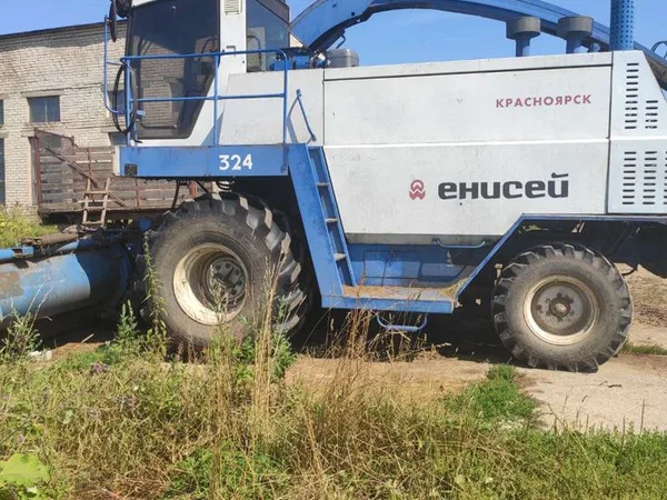 Кормоуборочный комбайн КЗК Енисей 324